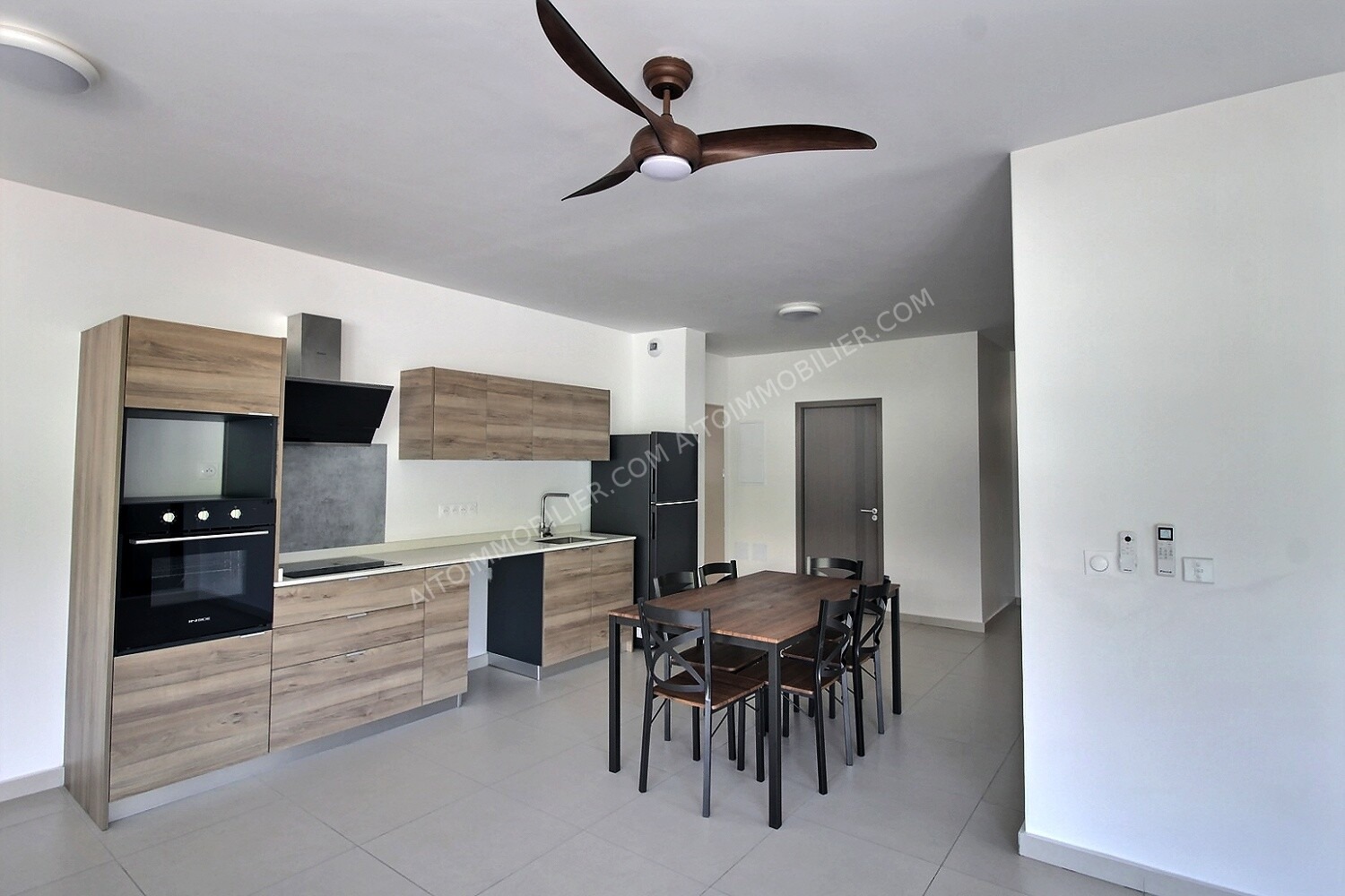 A LOUER APPARTEMENT F3 PAPEETE 2