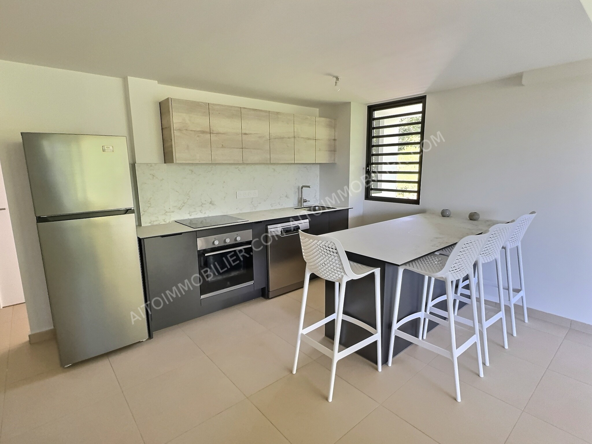 A LOUER APPARTEMENT F3 PAPEETE 4