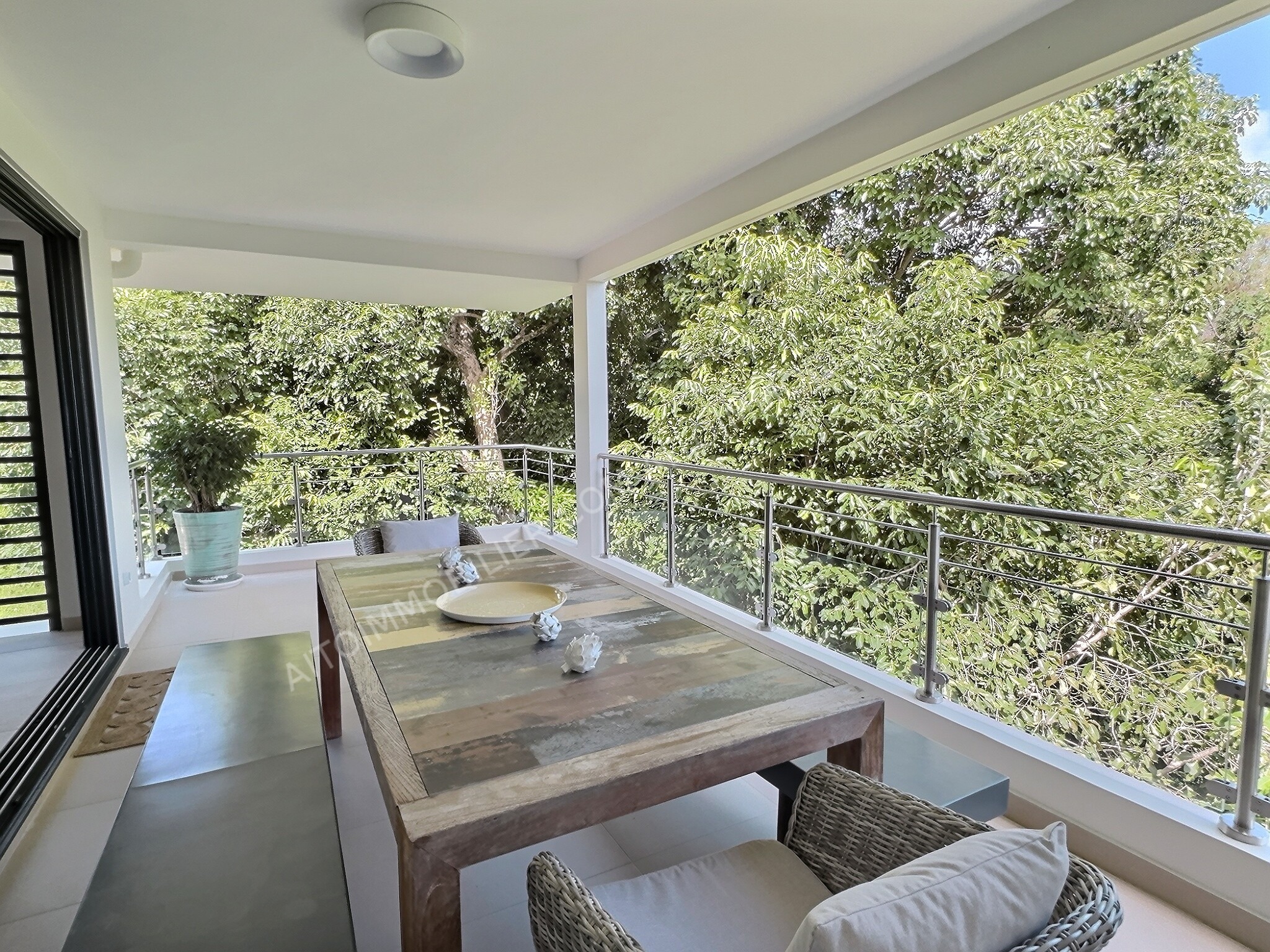 A LOUER APPARTEMENT F3 PAPEETE 2