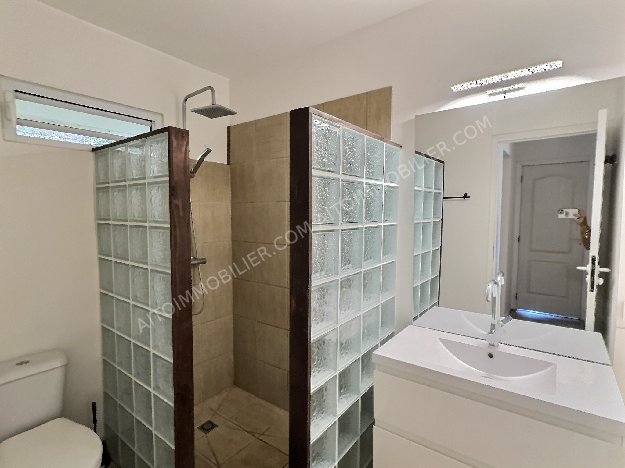 PUNAAUIA Vue mer et Moorea | Maison avec piscine en résidence sécurisée 15