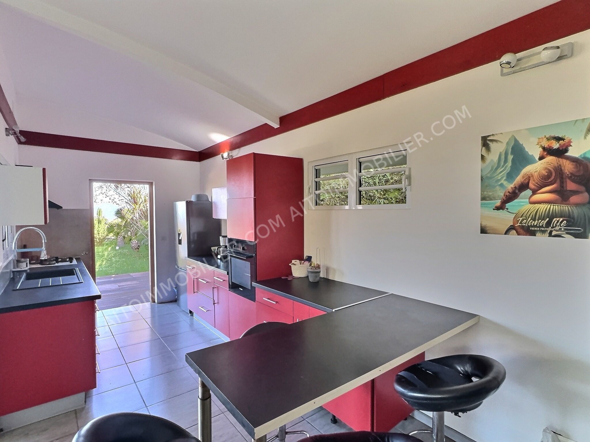 PUNAAUIA Vue mer et Moorea | Maison avec piscine en résidence sécurisée 6