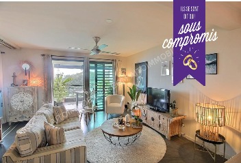 PAMATAI SUPERBE DUPLEX F4 MEUBLÉ AVEC VUE RADE DE PAPEETE