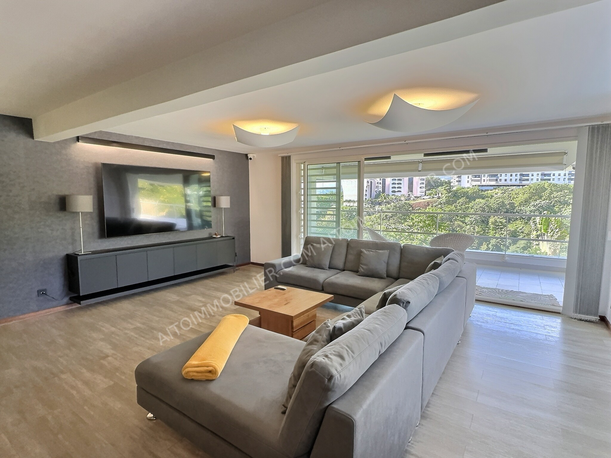 F3 DE STANDING  TERRASSE EXCEPTIONNELLE DE 113 M²  VUE RADE DE PAPEETE 6