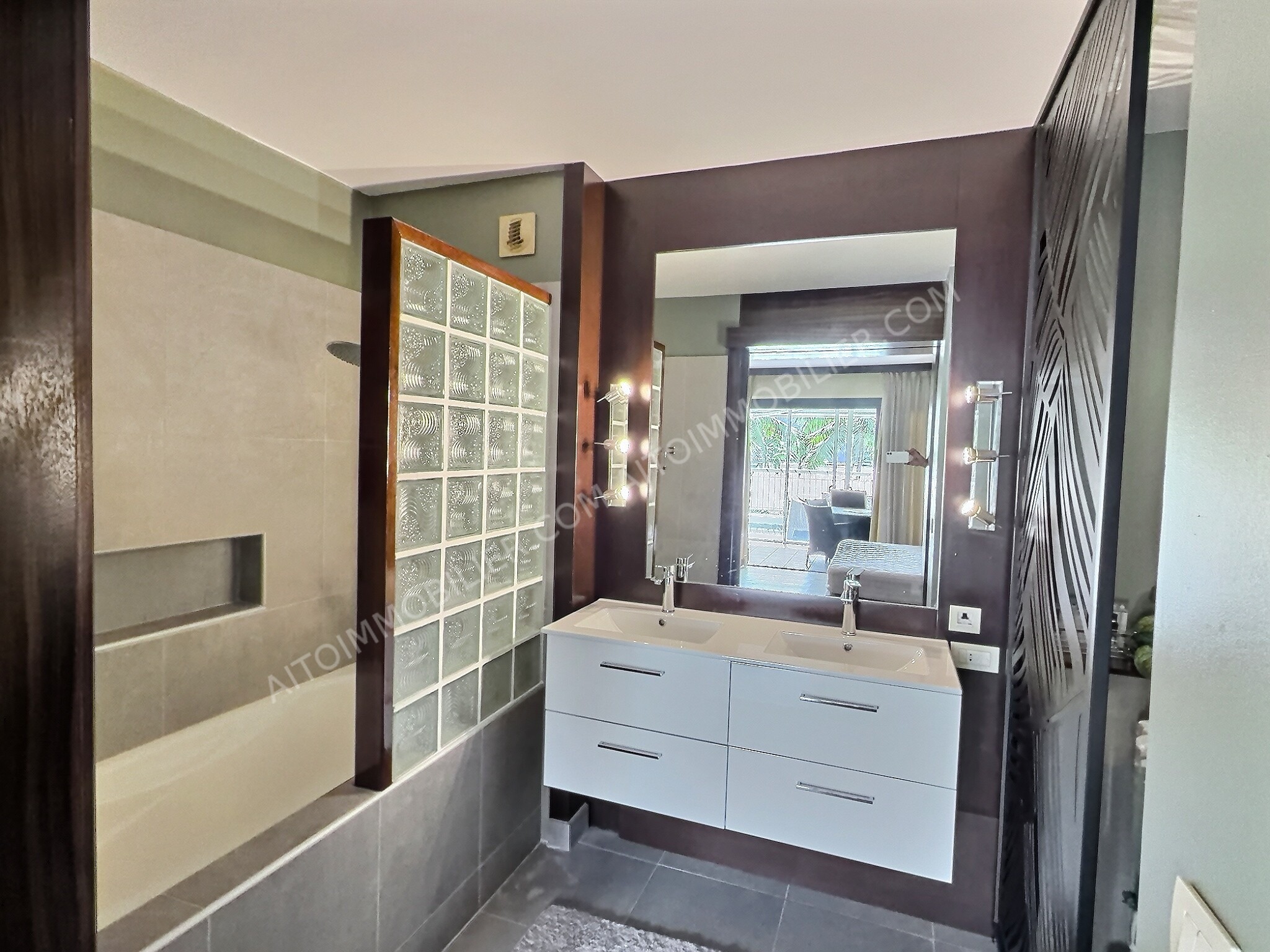 Vente appartement de type F1 sur Arue 4
