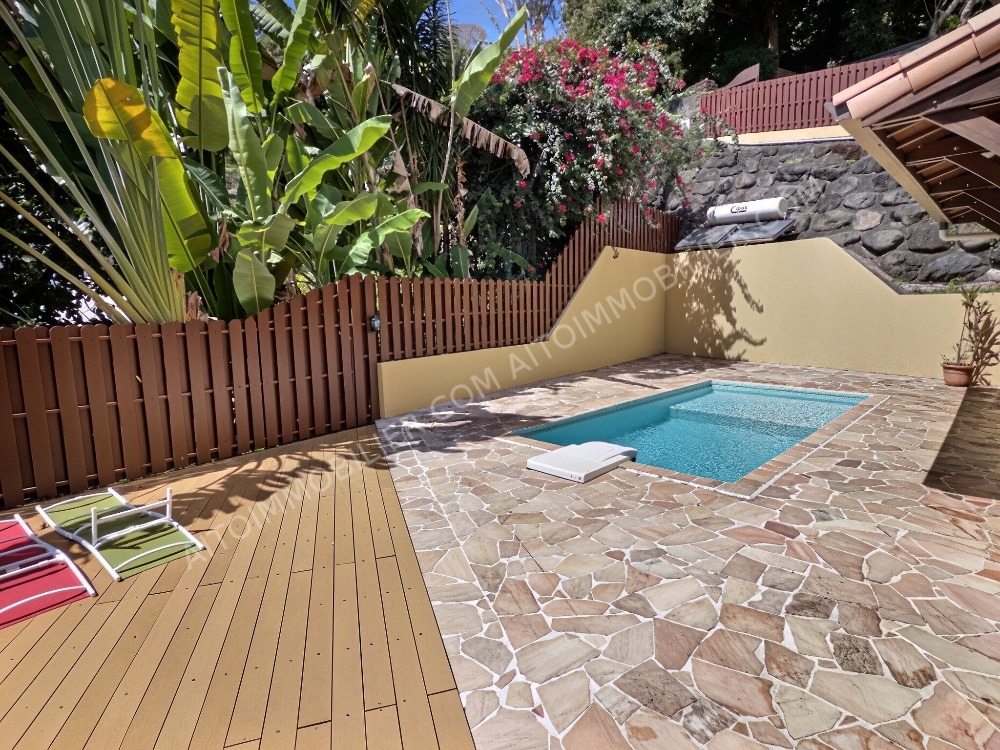 A LOUER BELLE MAISON PAPEETE TAHITI PIC ROUGE - 5 pièce(s) - 254 m2