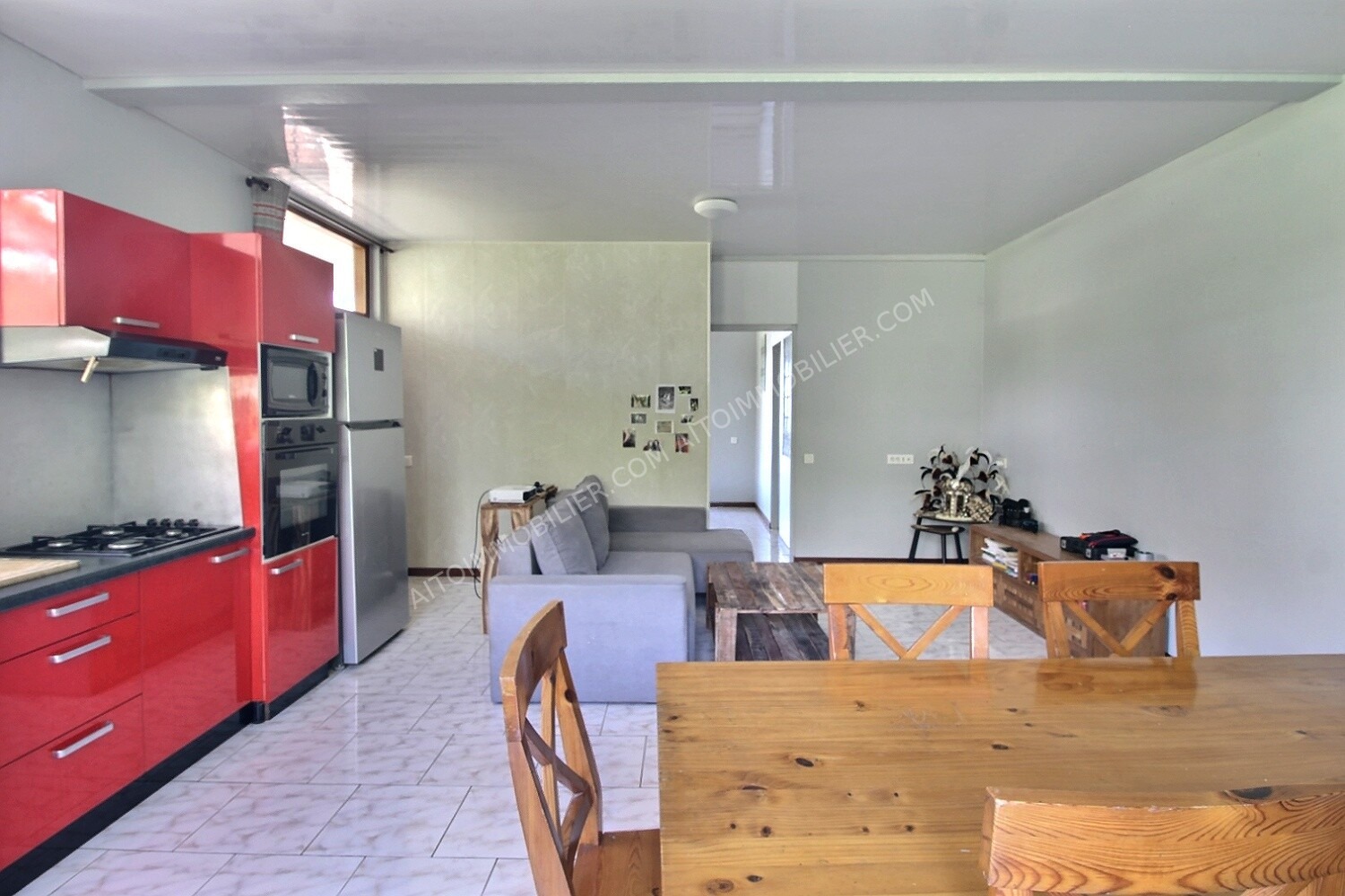 A LOUER BAS DE MAISON F3 SUR ARUE 2