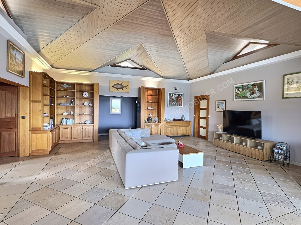 VENTE MAISON SUR PUNAAUIA