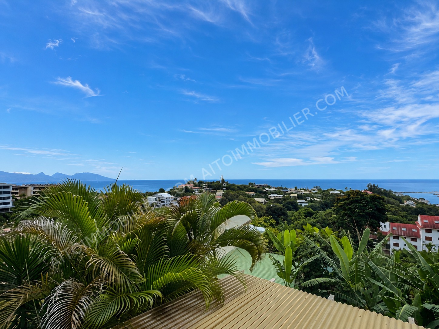 A LOUER APPARTEMENT F3 PAMATAI 8