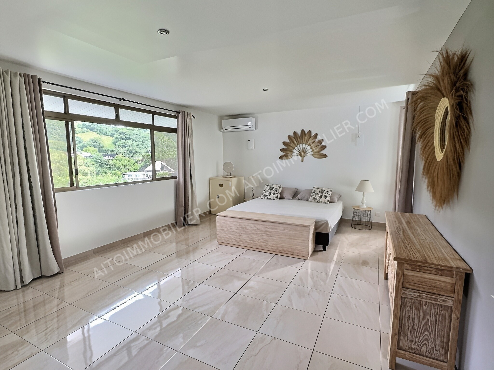 A LOUER APPARTEMENT F3 PAMATAI 5
