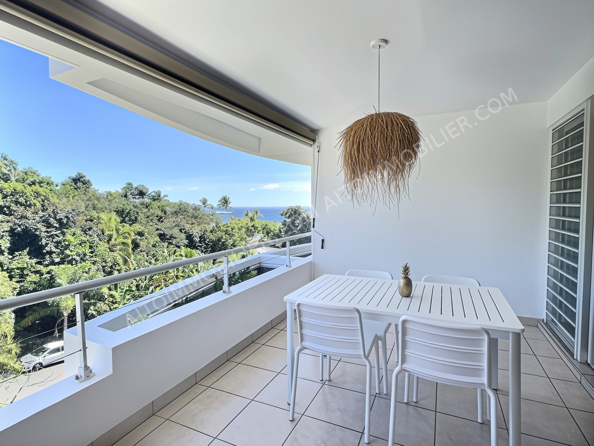 A LOUER APPARTEMENT F2 PAMATAI 8