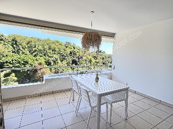 A LOUER APPARTEMENT F2 PAMATAI