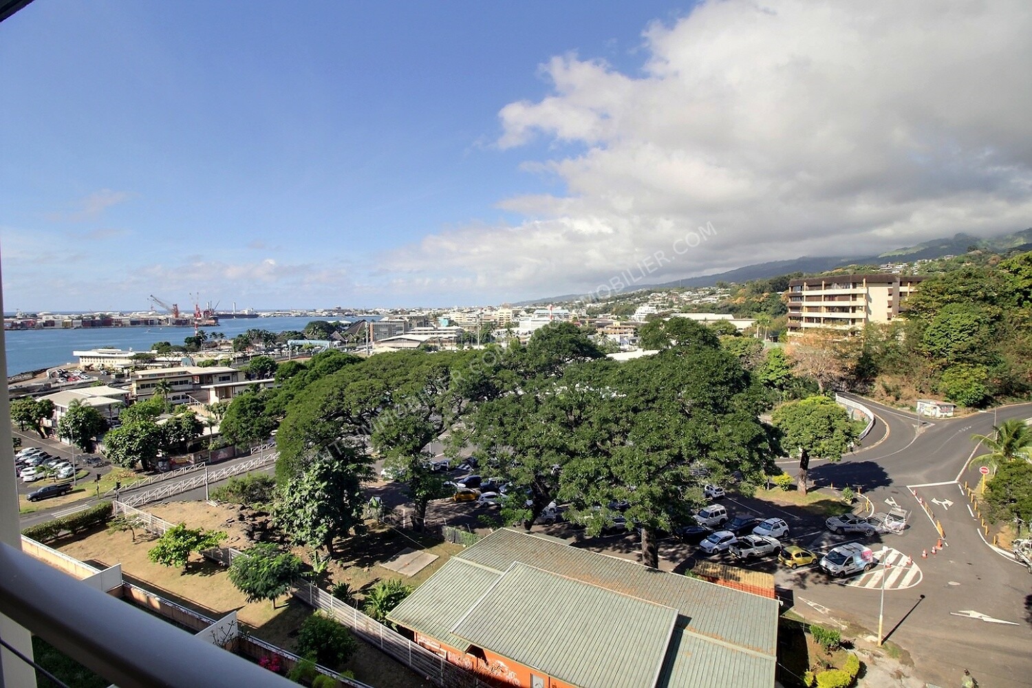 A LOUER APPARTEMENT F2 PAPEETE 7