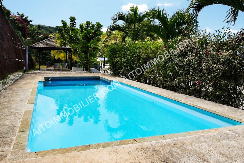 Appartement F3 lumineux avec terrasse et vue sur Moorea à louer sur Faaa 8