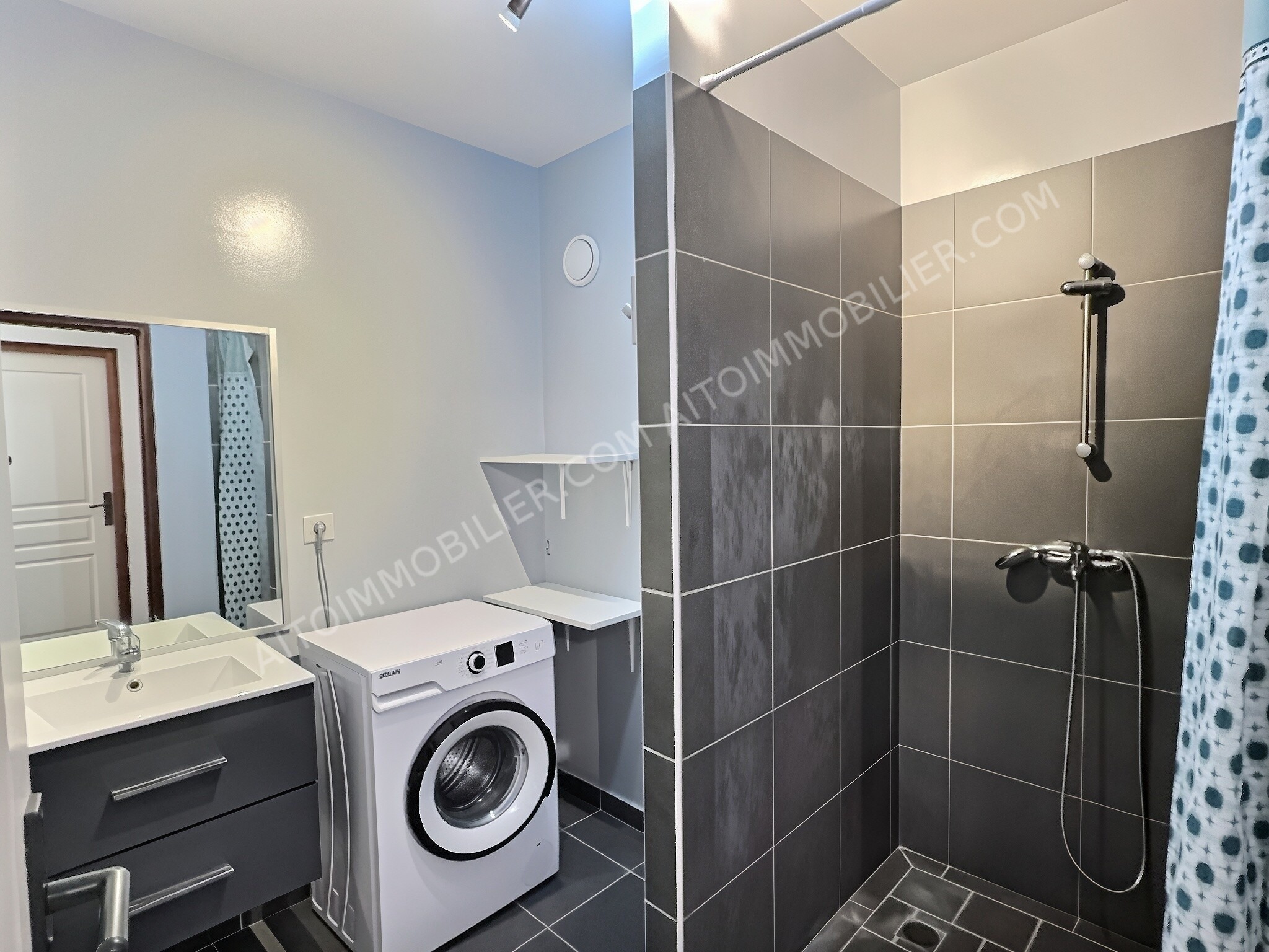 Appartement F3 lumineux avec terrasse et vue sur Moorea à louer sur Faaa 5