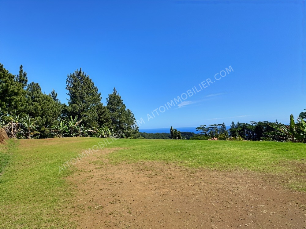 À vendre Terrain de 1 800 m² avec vue mer à Mahina