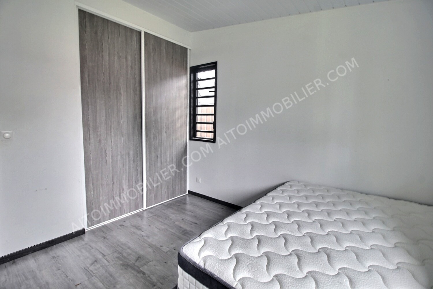 A LOUER MAISON F3 PAPARA 5