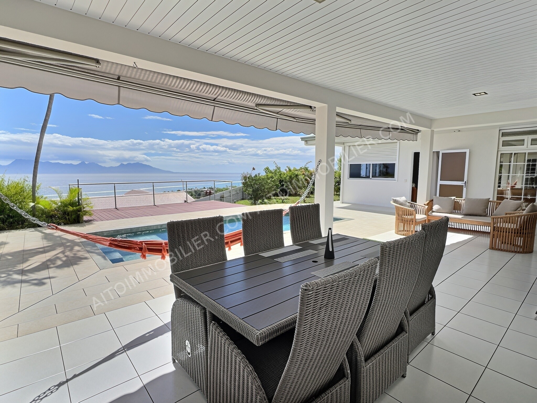 MAISON A LOUER F5  HAUTEURS TETAVAKE 2