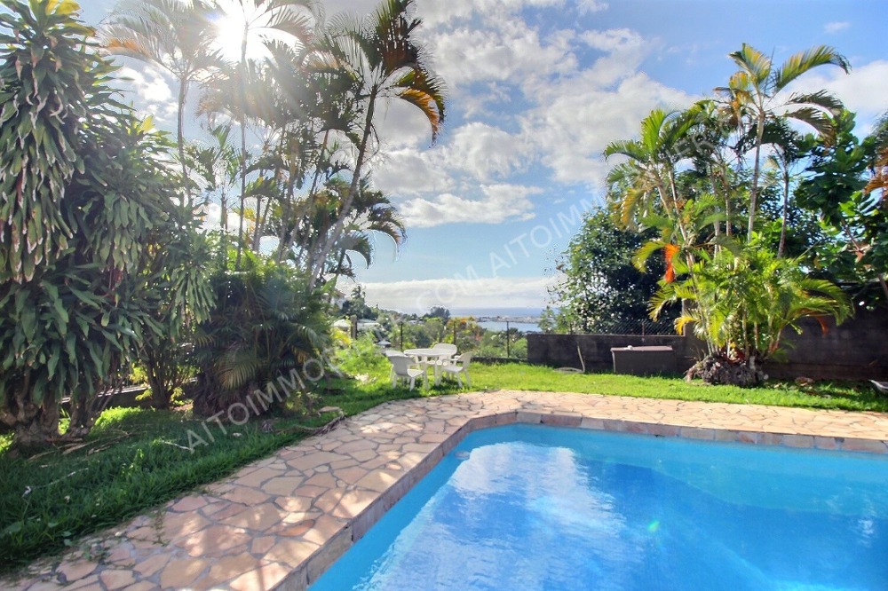 A LOUER MAISON DE TYPE F6 - PAPEETE