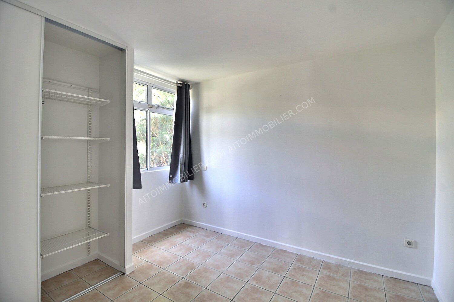 A LOUER APPARTEMENT F3 PAPEETE ORAVA 7