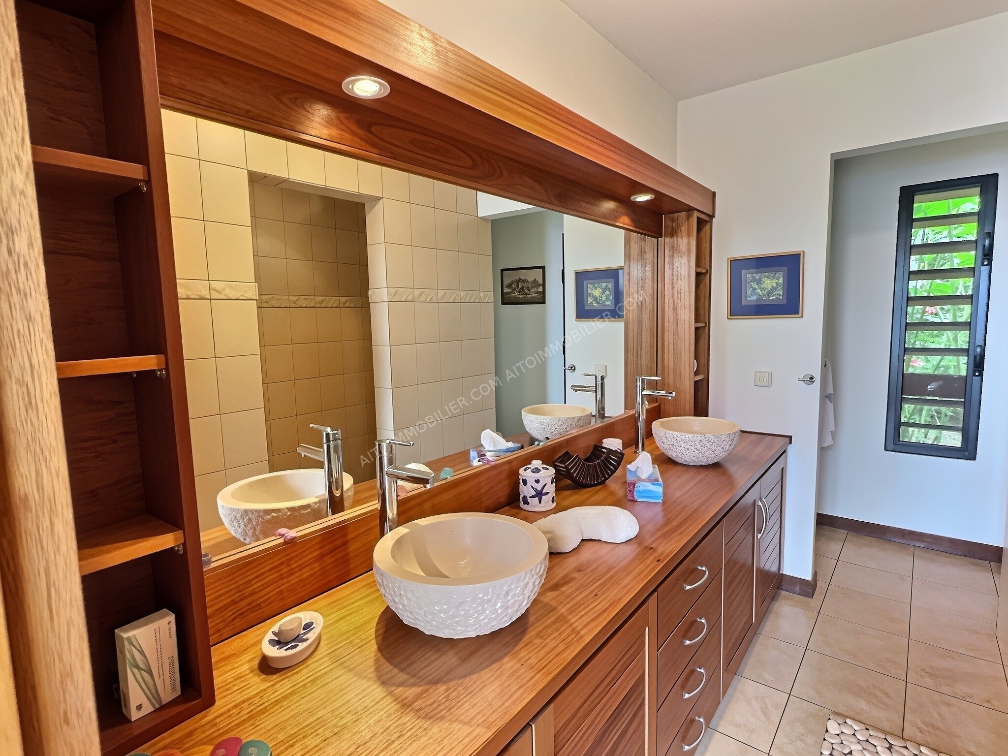 Maison d'architecte de plain-pied vue sur Moorea 4