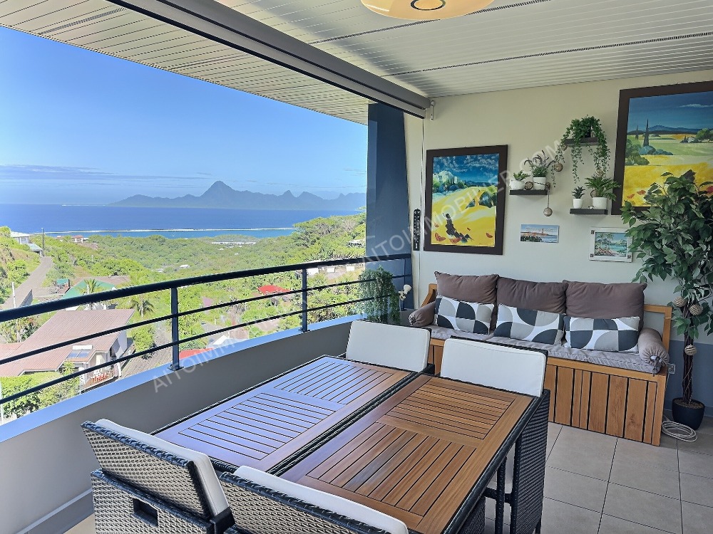EN EXCLUSIVITÉ  F3 en dernier étage avec pleine vue Moorea à Saint-Hilaire