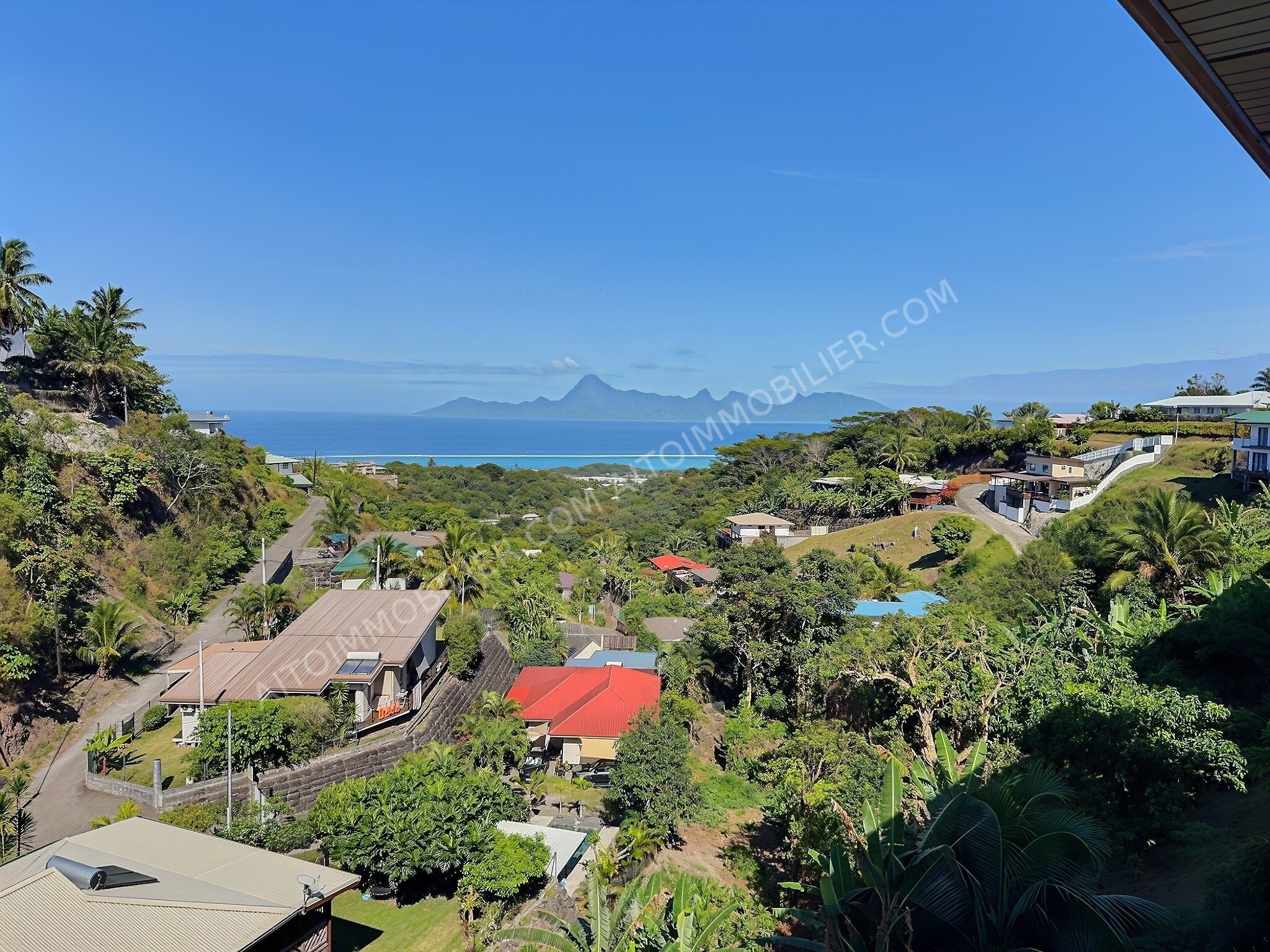 EN EXCLUSIVITÉ  F3 en dernier étage avec pleine vue Moorea à Saint-Hilaire 11