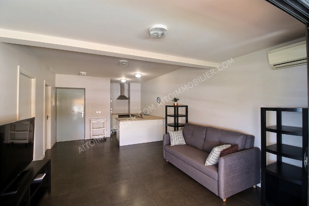 LOCATION PAPEETE 2 PIECES