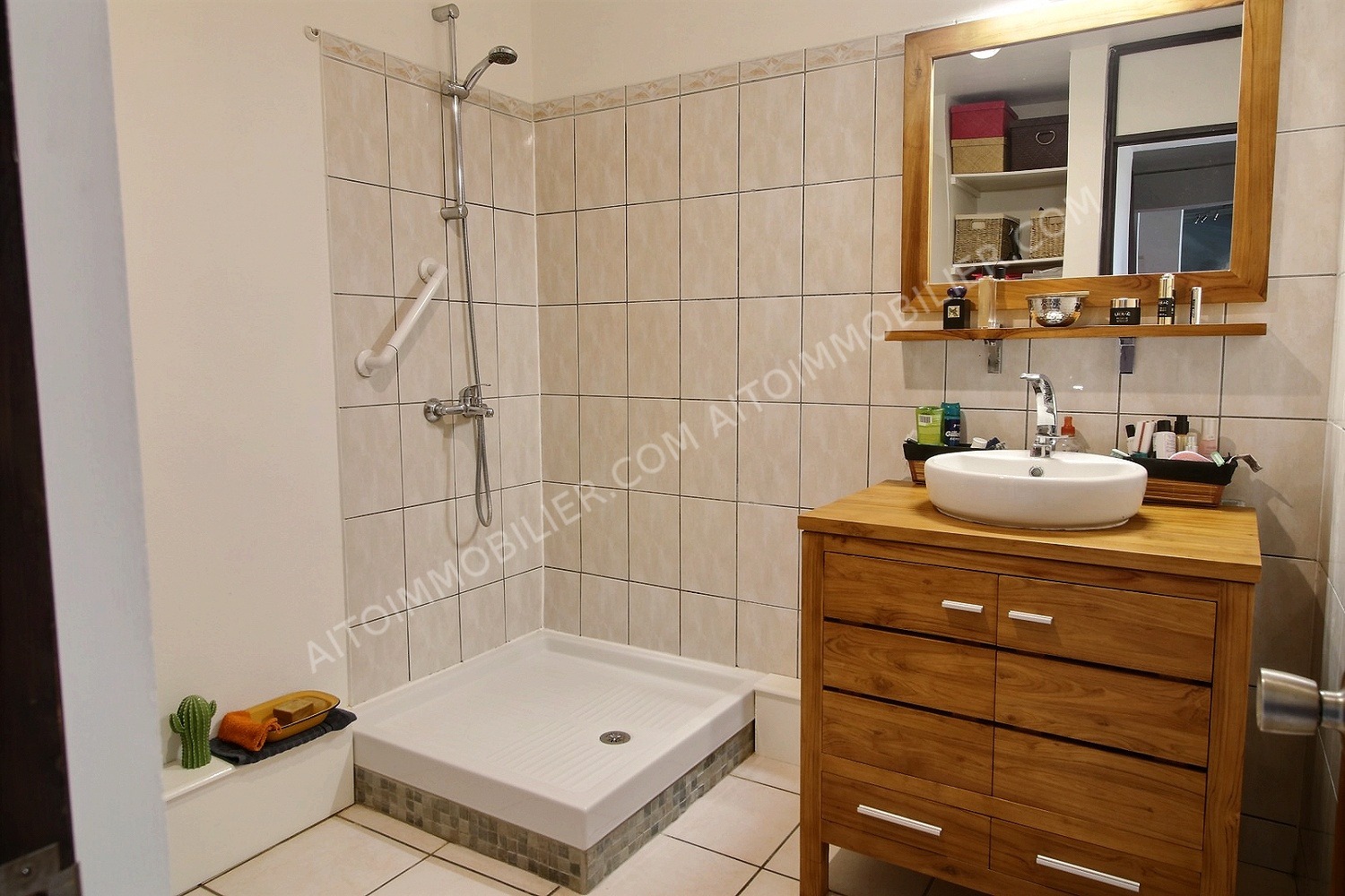 PAPEETE - VILLE - APPARTEMENT  F4 7