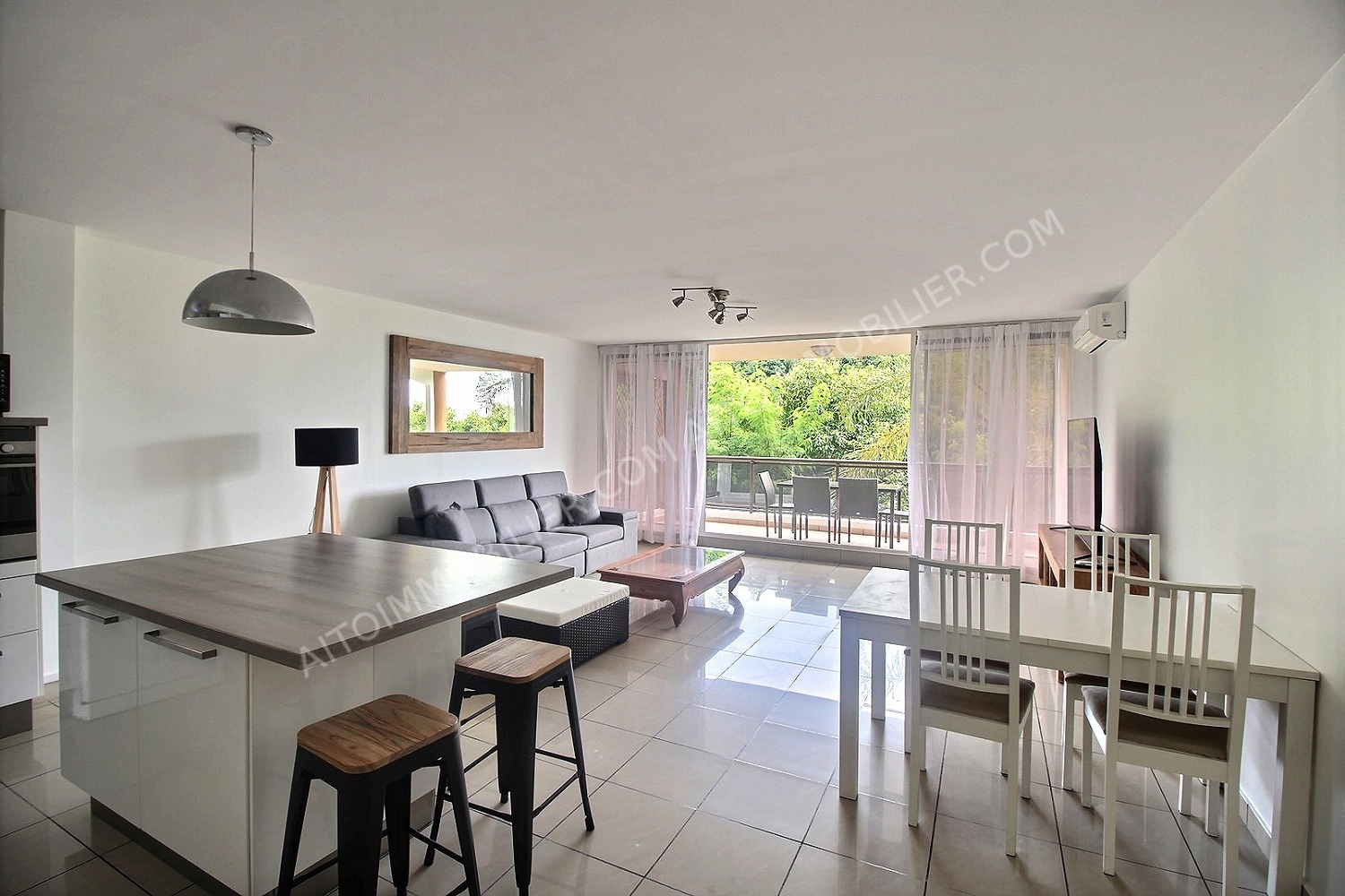 Location appartement sur Punaauia 4 pièces 1