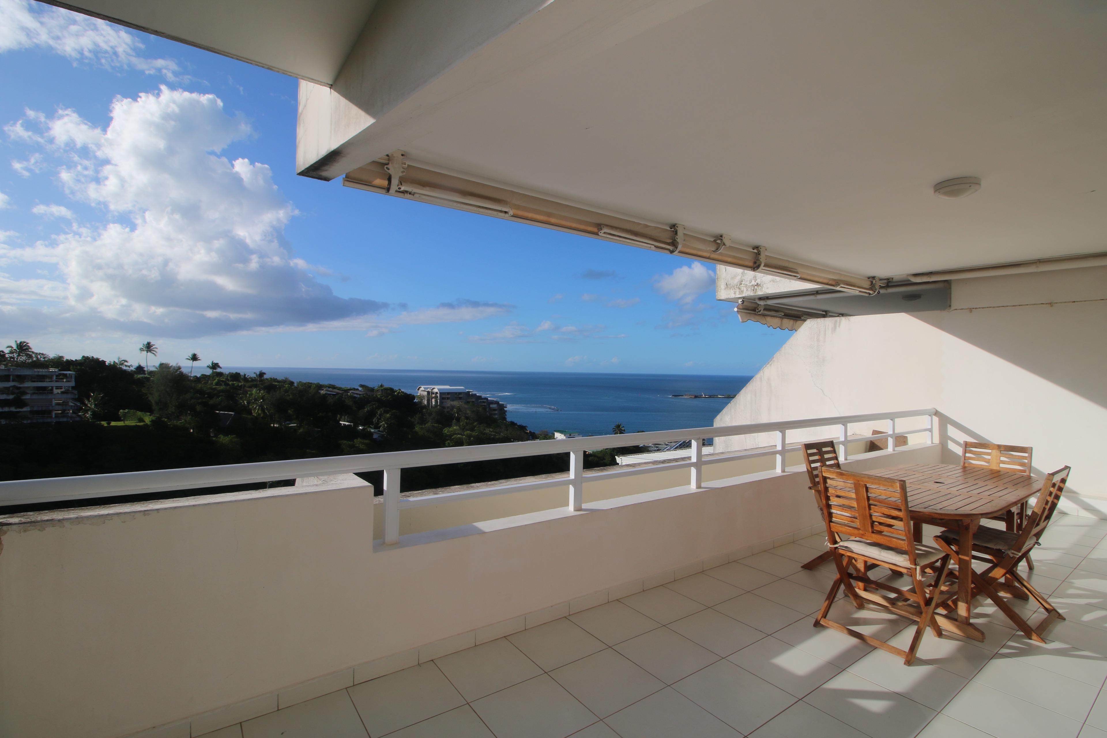 A LOUER APPARTEMENT F3 PAPEETE 5