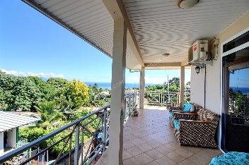 Location maison Pamatai - 4 pièces