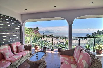 VENTE MAISON SUR PAMATAI