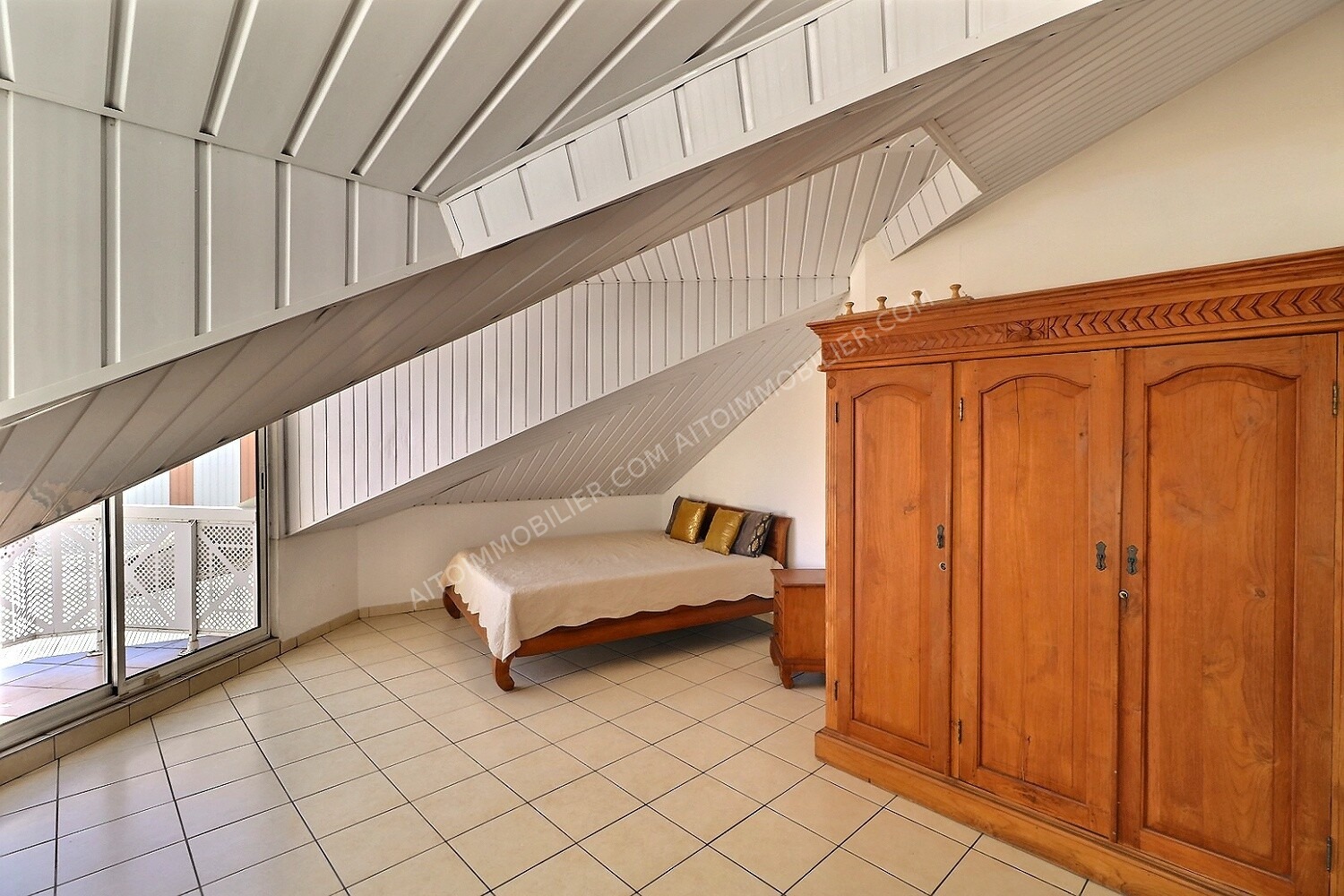 A LOUER APPARTEMENT F4 PAPEETE 6