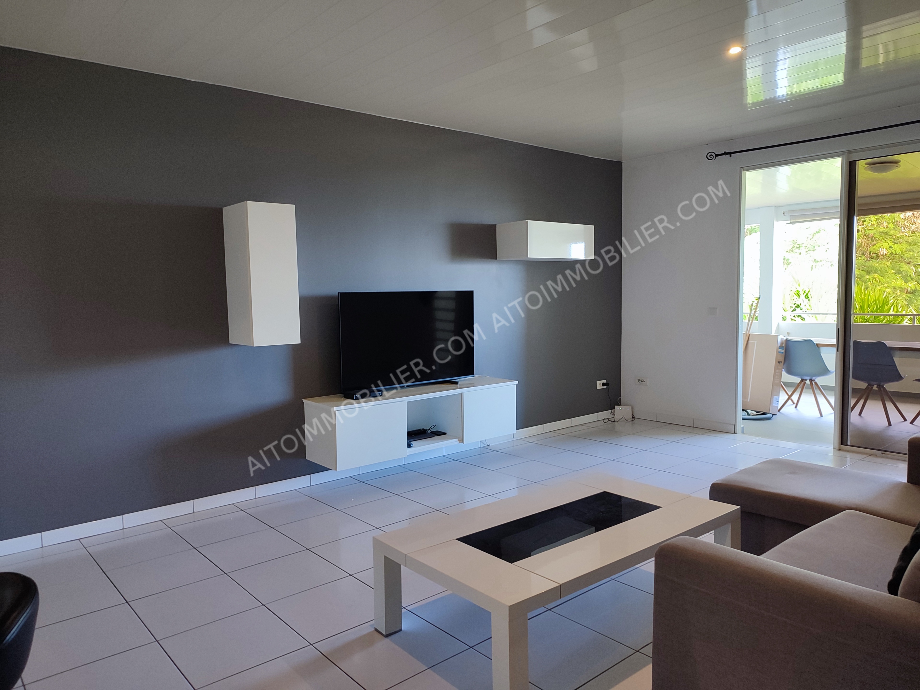 Location Appartement PUNAAUIA - F3 2