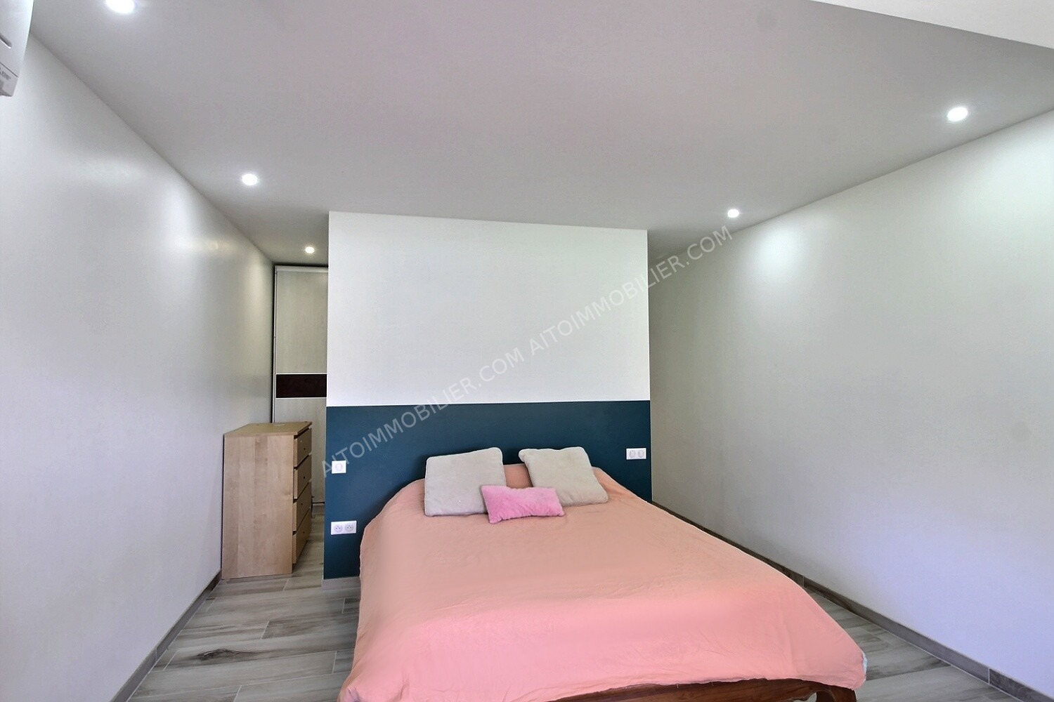 A LOUER APPARTEMENT F3 PAMATAI 5