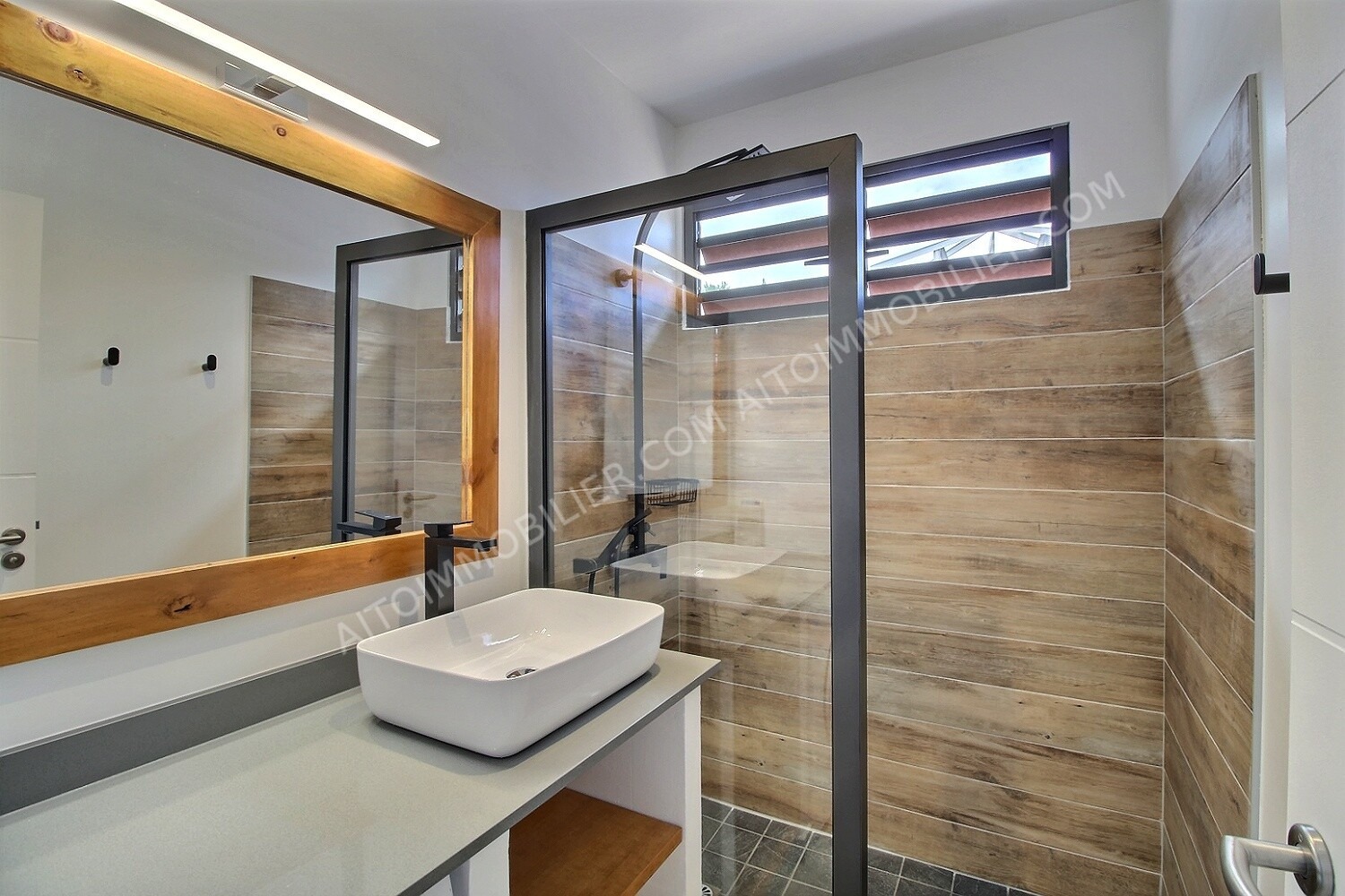 A LOUER MAISON F4 PUNAAUIA 8