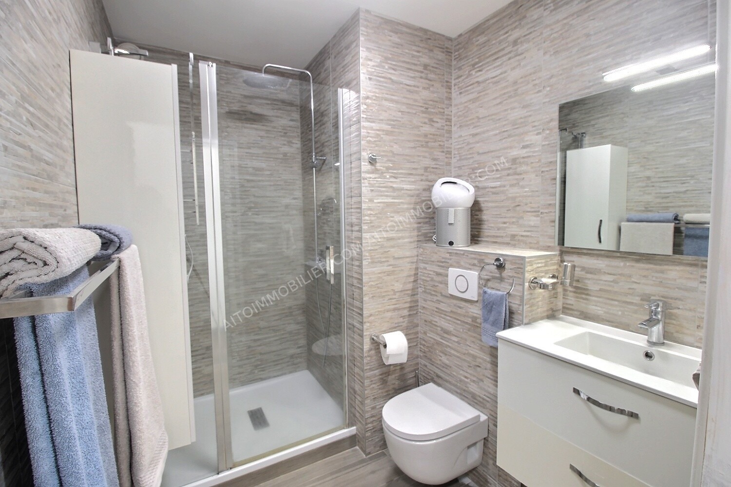 A LOUER APPARTEMENT F3 PAMATAI 6