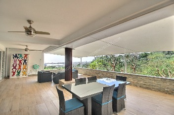 A LOUER APPARTEMENT F3 PAMATAI