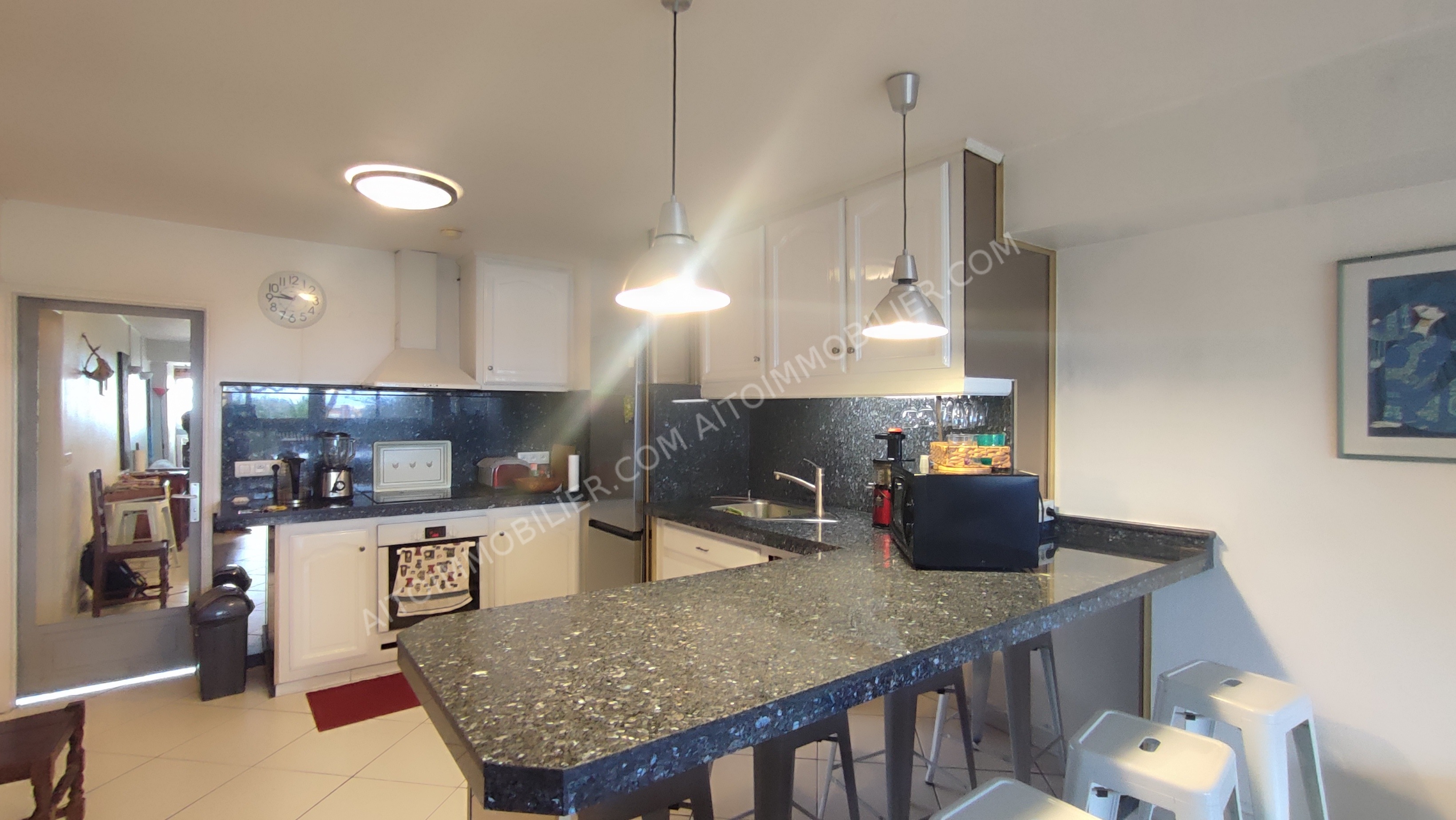 A LOUER APPARTEMENT F3 PAPEETE 2