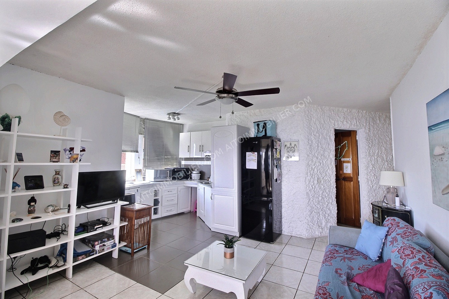 A LOUER APPARTEMENT F3 BIS PUNAAUIA 2