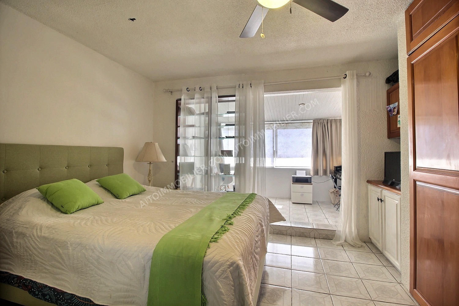 A LOUER APPARTEMENT F3 BIS PUNAAUIA 3