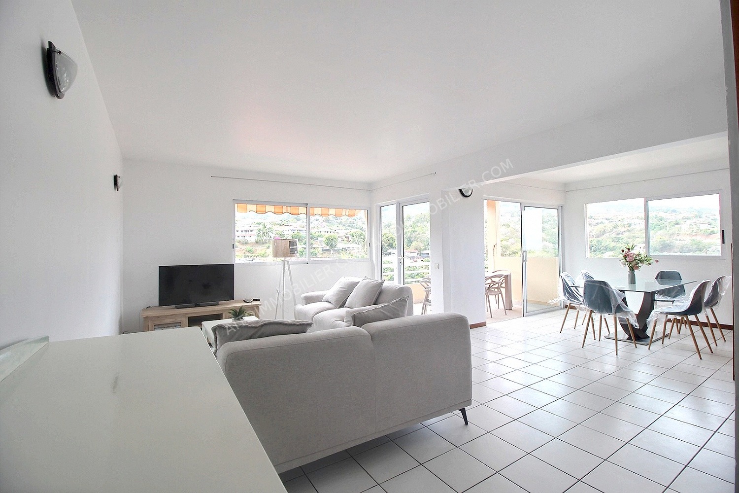 A LOUER APPARTEMENT F3 PAPEETE 5