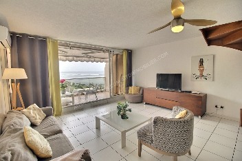 A LOUER APPARTEMENT F3 PUNAAUIA