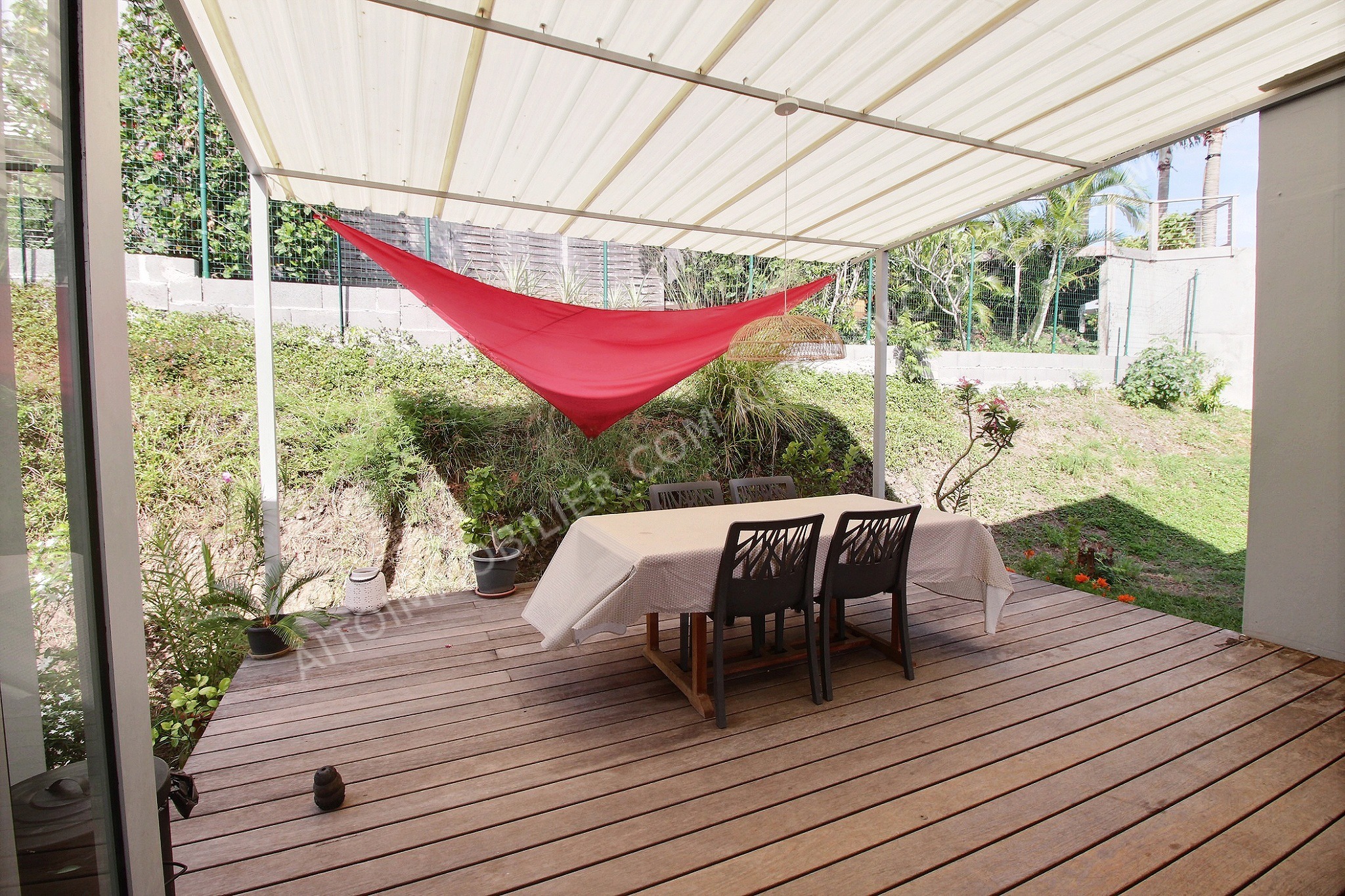 A LOUER MAISON F4 ERIMA 9