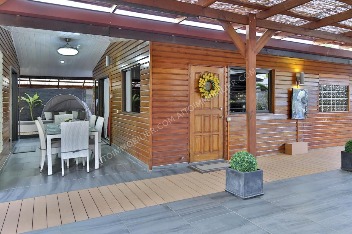 A LOUER MAISON F3 PUNAAUIA