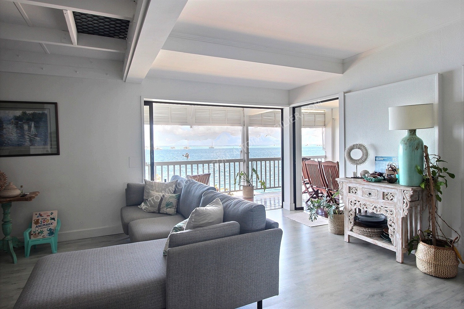 A Vendre  Appartement en duplex de type F4, sans vis à vis bord de mer 3