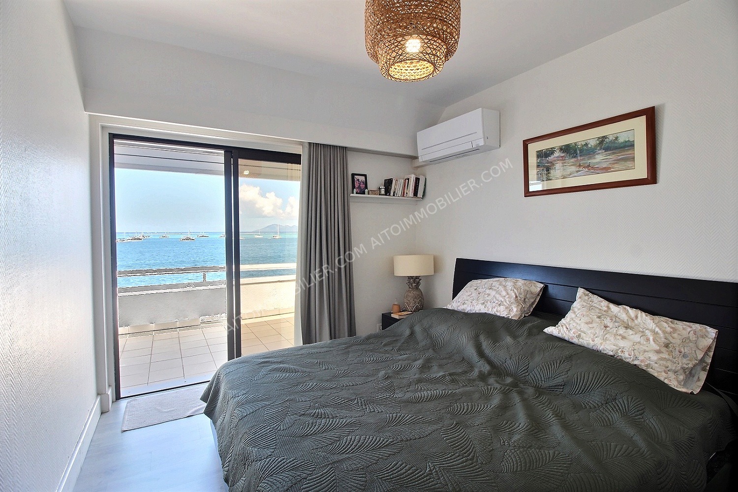 A Vendre  Appartement en duplex de type F4, sans vis à vis bord de mer 4