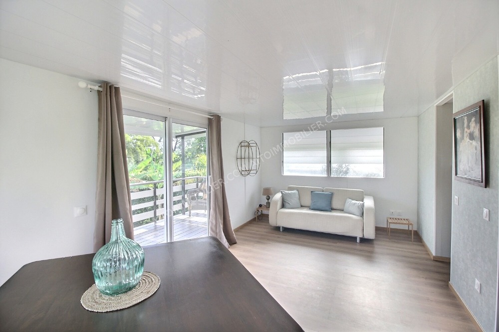 Loue magnifique F2 sur pilotis - MATAIEA