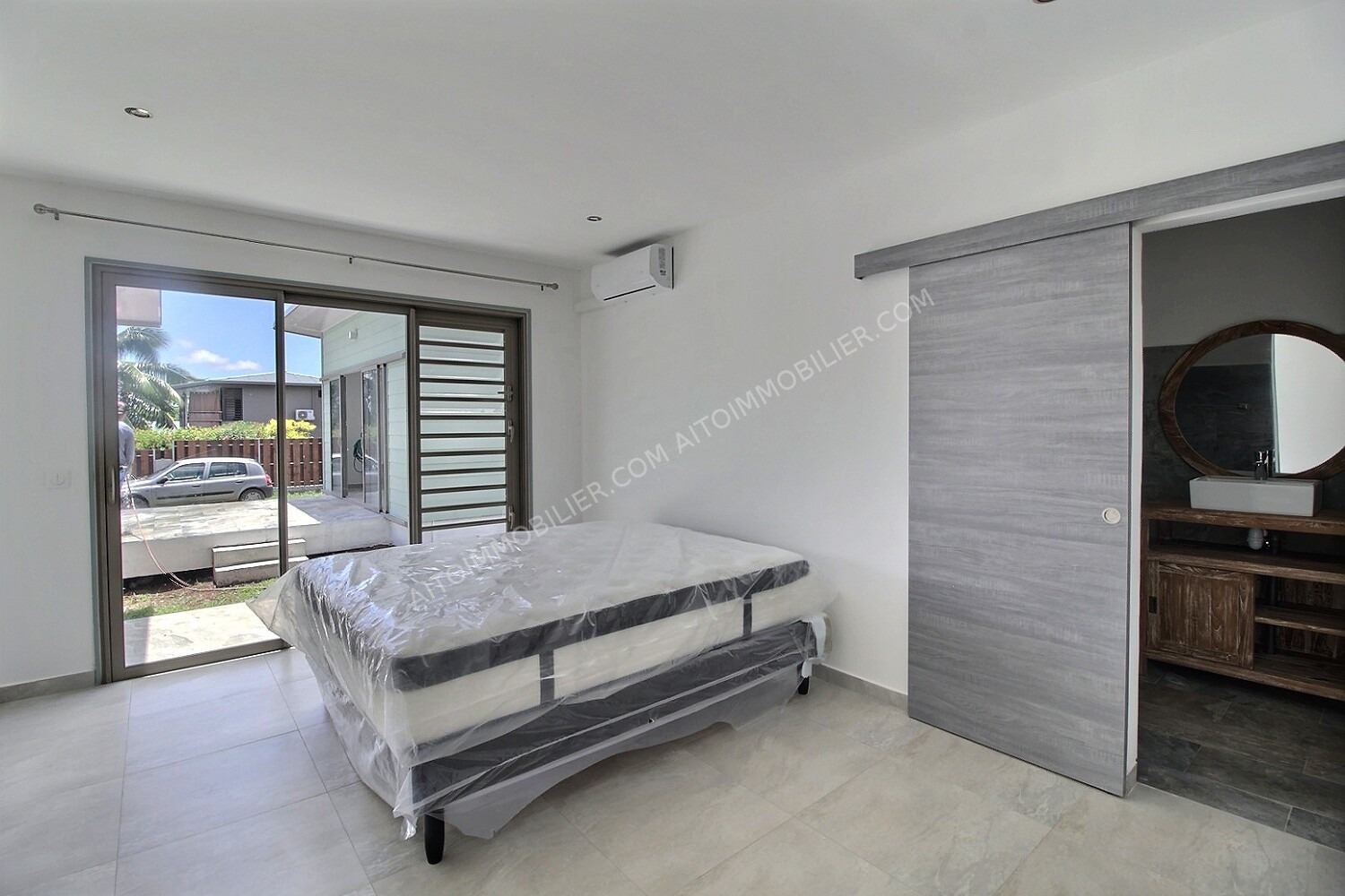 TOAHOTU - A LOUER MAISON NEUVE DE TYPE F3 + BUNGALOW 7