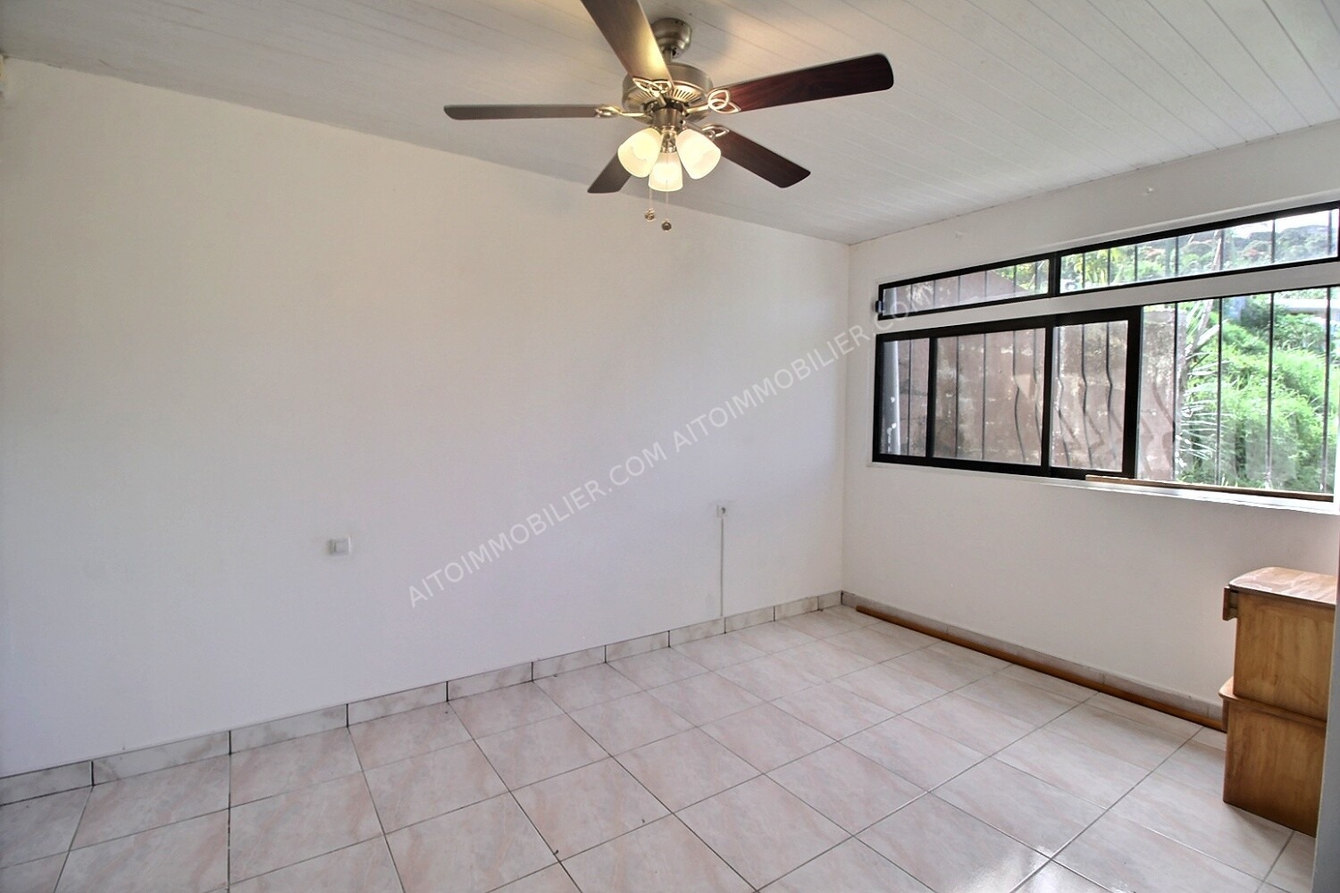 Loue maison sur 2 niveaux - PUNAAUIA 11